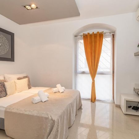 Rony Studio Apartment Split Exterior photo