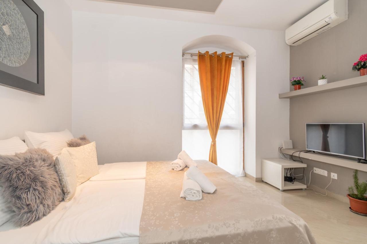 Rony Studio Apartment Split Exterior photo